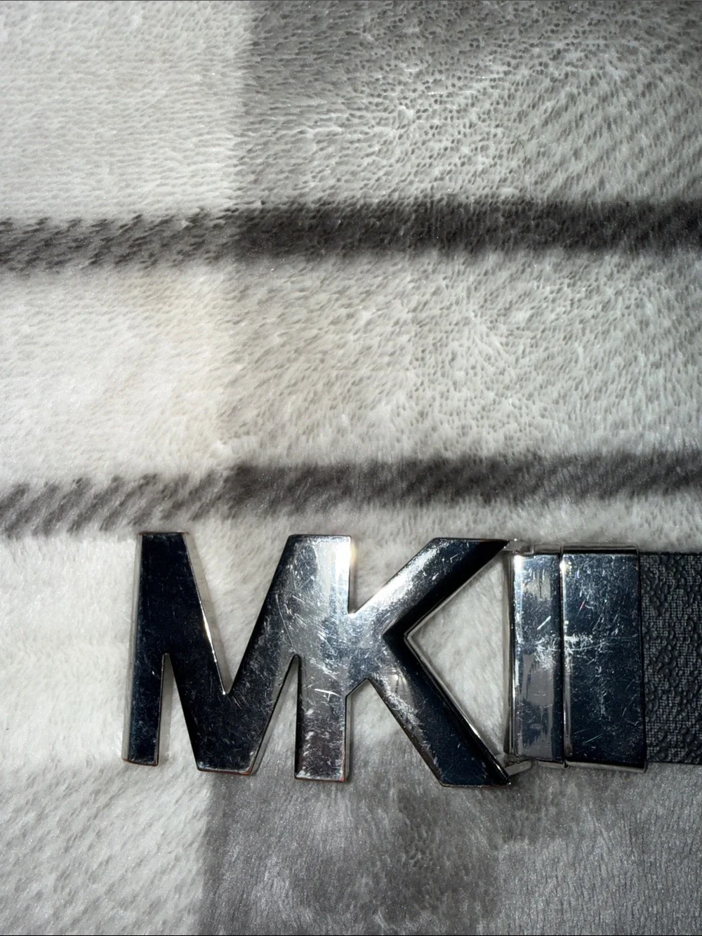 Michael Kors Black Leather Logo Buckle Belt reversible